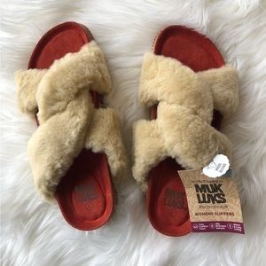 NWT Muk Luks Sandal Slippers